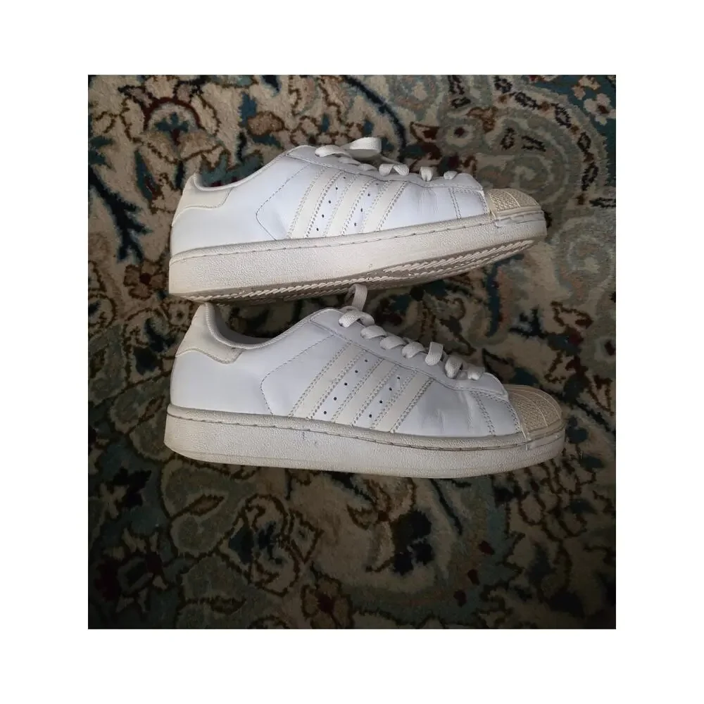 Original Adidas,‎ white on white superstar trainers sz 6